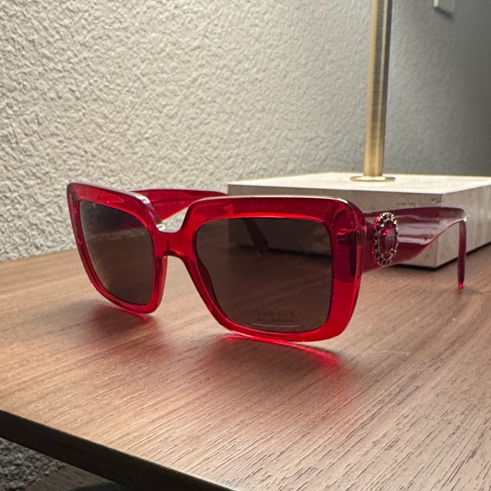 Versace ve4384b Red Square Sunglasses